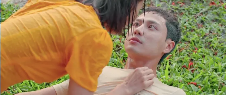 11 tháng 5 ngày: Té ngửa với tiểu thuyết ngôn tình hóa phim hài của Đăng (Thanh Sơn) và Nhi (Khả Ngân) - Ảnh 10. 11 tháng 5 ngày: Té ngửa với tiểu thuyết ngôn tình hóa phim hài của Đăng (Thanh Sơn) và Nhi (Khả Ngân) - Ảnh 10.