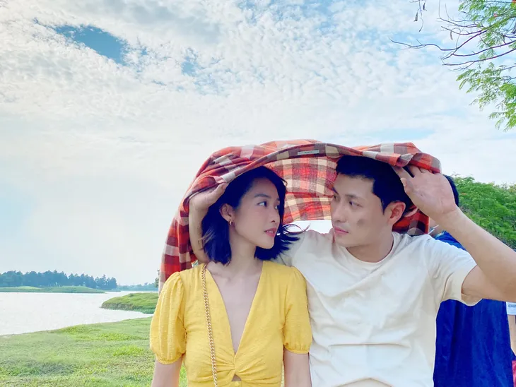 Khoảnh khắc đẹp như phim Hàn của Khả Ngân và Thanh Sơn - Ảnh 3. Khoảnh khắc đẹp như phim Hàn của Khả Ngân và Thanh Sơn - Ảnh 3.