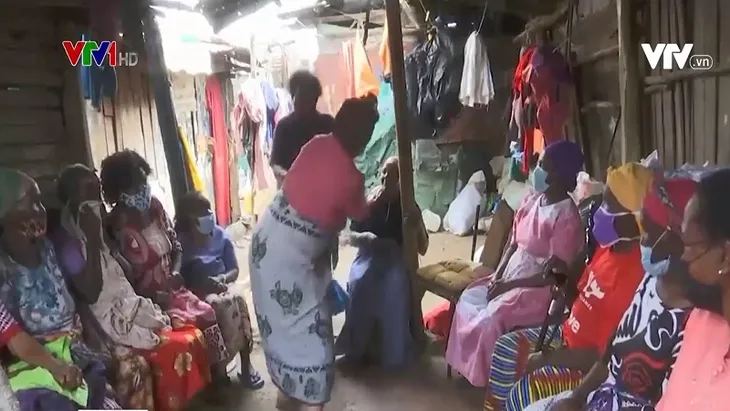 Gia tăng số vụ bạo lực tình dục, phụ nữ Kenya học võ phòng thân - Ảnh 1. Gia tăng số vụ bạo lực tình dục, phụ nữ Kenya học võ phòng thân - Ảnh 1.