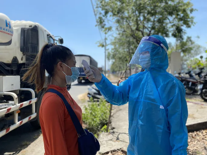 Đà Nẵng lên phương án sẵn sàng đón hàng chục nghìn giáo viên, học sinh trở về địa phương - Ảnh 1. Đà Nẵng lên phương án sẵn sàng đón hàng chục nghìn giáo viên, học sinh trở về địa phương - Ảnh 1.