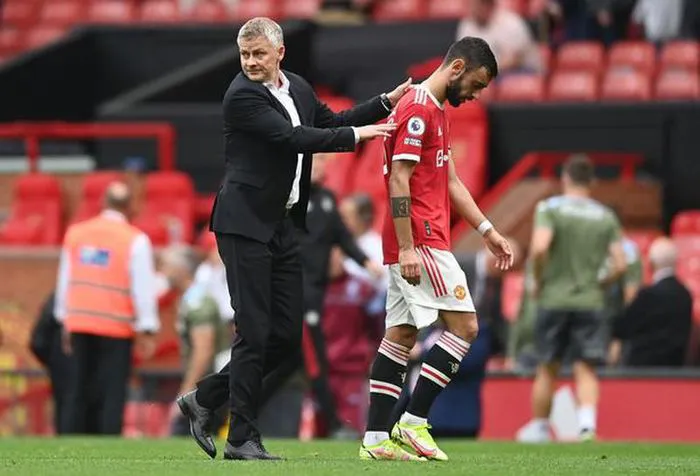 Bruno Fernandes viết tâm thư gửi CĐV sau khi đá hỏng quả phạt đền - Ảnh 2. Bruno Fernandes viết tâm thư gửi CĐV sau khi đá hỏng quả phạt đền - Ảnh 2.