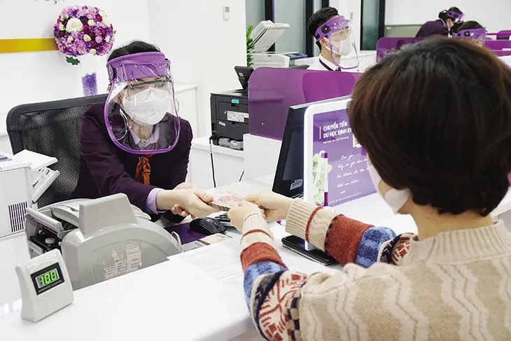 Ngân hàng Nhà nước kiểm soát chặt tín dụng bất động sản - Ảnh 1. Ngân hàng Nhà nước kiểm soát chặt tín dụng bất động sản - Ảnh 1.