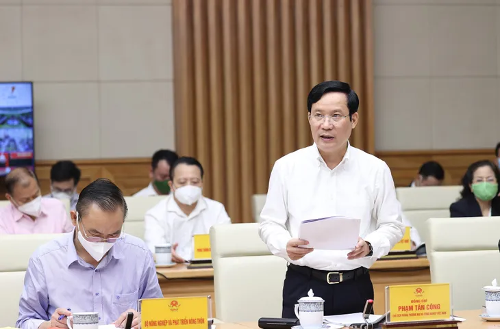 VCCI: Doanh nghiệp chỉ có thể cầm cự thêm vài tháng nữa - Ảnh 1. VCCI: Doanh nghiệp chỉ có thể cầm cự thêm vài tháng nữa - Ảnh 1.