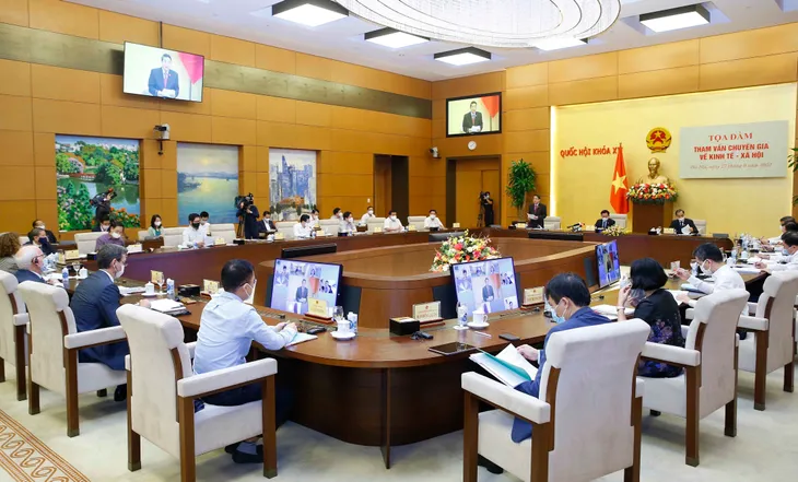 Chủ tịch Quốc hội Vương Đình Huệ chủ trì Tọa đàm tham vấn chuyên gia về kinh tế - xã hội - Ảnh 1. Chủ tịch Quốc hội Vương Đình Huệ chủ trì Tọa đàm tham vấn chuyên gia về kinh tế - xã hội - Ảnh 1.