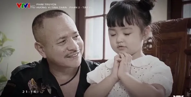 Hương vị tình thân: Ngỡ ngàng Khánh Thy hồi bé và Thu Quỳnh như hai giọt nước - Ảnh 4. Hương vị tình thân: Ngỡ ngàng Khánh Thy hồi bé và Thu Quỳnh như hai giọt nước - Ảnh 4.