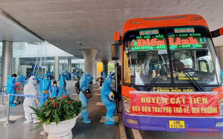 Lâm Đồng đón 243 thai phụ về quê sinh con - Ảnh 4. Lâm Đồng đón 243 thai phụ về quê sinh con - Ảnh 4.