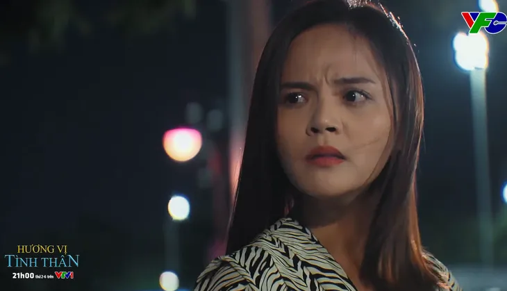Hương vị tình thân phần 2 - Tập 29: Thy lồng lộn đi đánh ghen trong đêm - Ảnh 4. Hương vị tình thân phần 2 - Tập 29: Thy lồng lộn đi đánh ghen trong đêm - Ảnh 4.