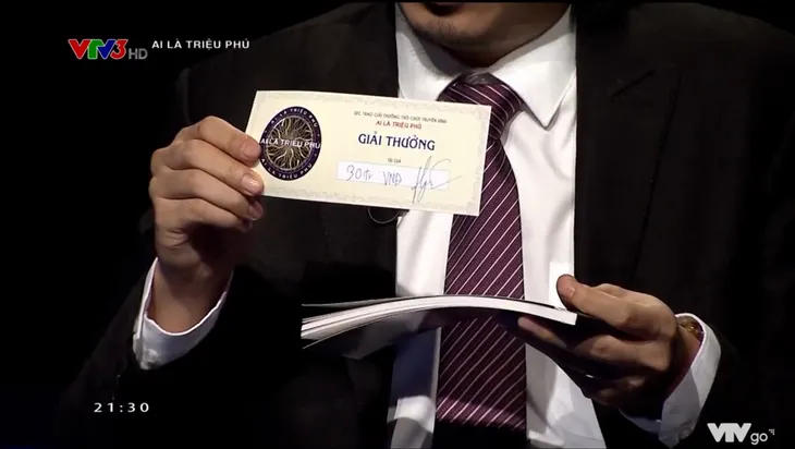MC Hạnh Phúc quyên góp 30 triệu đồng tiền thưởng trong Ai là triệu phú - Ảnh 5. MC Hạnh Phúc quyên góp 30 triệu đồng tiền thưởng trong Ai là triệu phú - Ảnh 5.