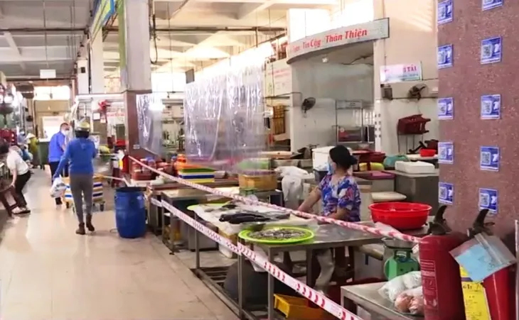 Đà Nẵng chuyển đổi trạng thái phòng chống dịch, nới lỏng cho vùng xanh - Ảnh 1. Đà Nẵng chuyển đổi trạng thái phòng chống dịch, nới lỏng cho vùng xanh - Ảnh 1.