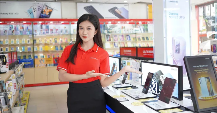 Galaxy Z Fold3| Z Flip3 5G ghi nhận số đơn đặt hàng kỷ lục sau ưu đãi độc quyền tại Viettel Store - Ảnh 1.