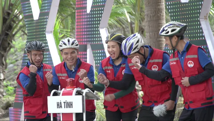 9 tỉnh ven biển tranh tài cuộc thi “Xung kích phòng chống thiên tai” trên VTV8 - Ảnh 2. 9 tỉnh ven biển tranh tài cuộc thi “Xung kích phòng chống thiên tai” trên VTV8 - Ảnh 2.