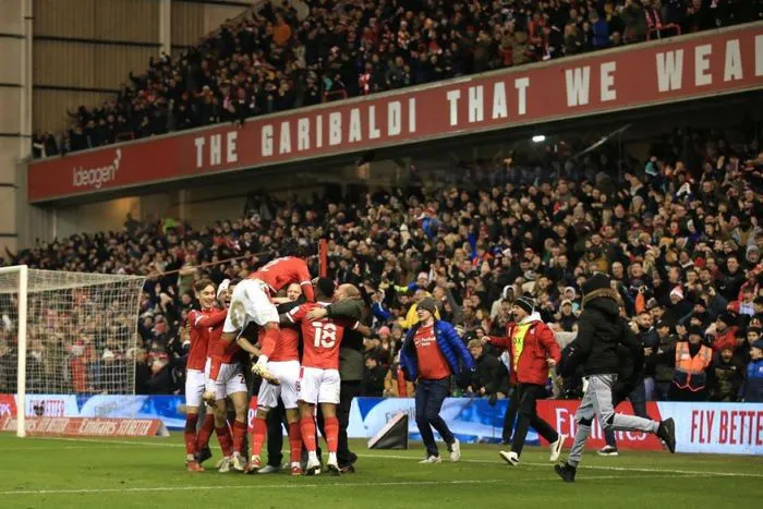 Thua sốc Nottingham Forest, Arsenal dừng bước ở vòng 3 FA Cup - Ảnh 5. Thua sốc Nottingham Forest, Arsenal dừng bước ở vòng 3 FA Cup - Ảnh 5.