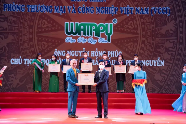 Công ty Phúc Nguyễn - Thương hiệu WATAPY doanh nghiệp có thành tích xuất sắc năm 2021 - Ảnh 3. Công ty Phúc Nguyễn - Thương hiệu WATAPY doanh nghiệp có thành tích xuất sắc năm 2021 - Ảnh 3.