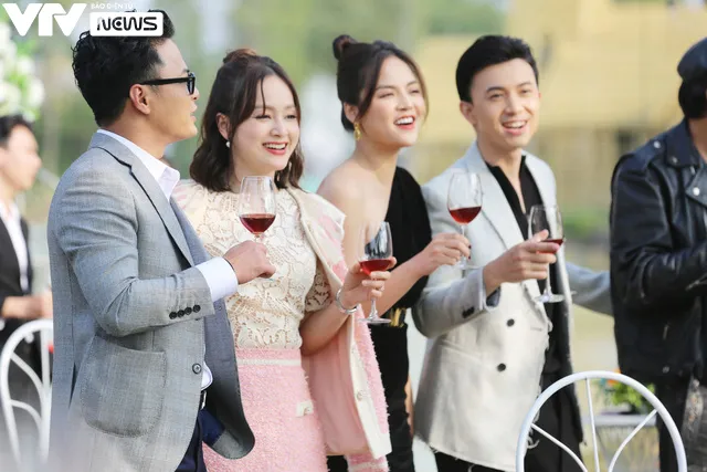Gặp gỡ diễn viên truyền hình 2022: Vũ trụ điện ảnh VTV hội ngộ nhưng lại thiếu Hồng Diễm - Ảnh 6. Gặp gỡ diễn viên truyền hình 2022: Vũ trụ điện ảnh VTV hội ngộ nhưng lại thiếu Hồng Diễm - Ảnh 6.