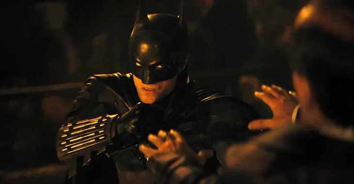 Robert Pattinson hé lộ The Batman là một bộ phim u buồn - Ảnh 1. Robert Pattinson hé lộ The Batman là một bộ phim u buồn - Ảnh 1.