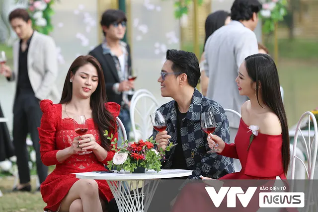 Gặp gỡ diễn viên truyền hình 2022: Hồng Đăng lẻ bóng khi loạt diễn viên Hướng dương ngược nắng hội ngộ - Ảnh 9. Gặp gỡ diễn viên truyền hình 2022: Hồng Đăng lẻ bóng khi loạt diễn viên Hướng dương ngược nắng hội ngộ - Ảnh 9.