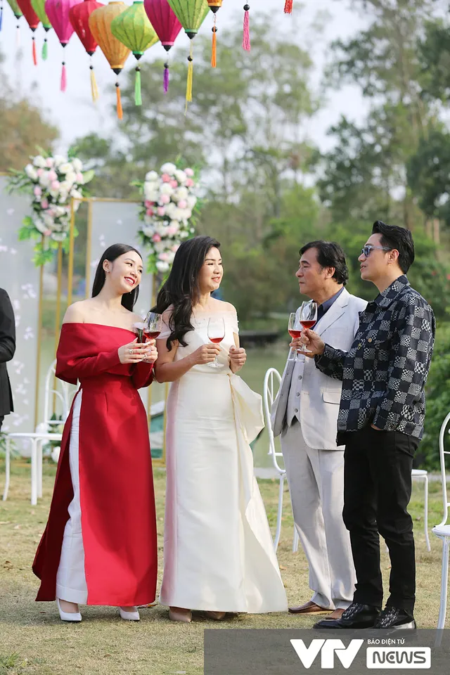 Gặp gỡ diễn viên truyền hình 2022: Hồng Đăng lẻ bóng khi loạt diễn viên Hướng dương ngược nắng hội ngộ - Ảnh 13. Gặp gỡ diễn viên truyền hình 2022: Hồng Đăng lẻ bóng khi loạt diễn viên Hướng dương ngược nắng hội ngộ - Ảnh 13.