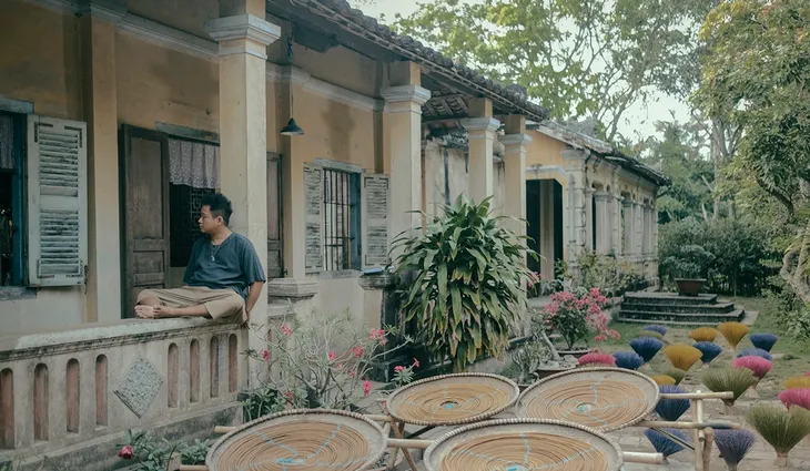 Việt Hương hóa bà chị lỡ thì trong Nhà không bán - Ảnh 3. Việt Hương hóa bà chị lỡ thì trong Nhà không bán - Ảnh 3.
