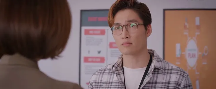 Thương ngày nắng về - Tập 27: Bị vu là trai bao, thiếu gia đáp trả khiến chị sếp vuốt mặt không kịp - Ảnh 4. Thương ngày nắng về - Tập 27: Bị vu là trai bao, thiếu gia đáp trả khiến chị sếp vuốt mặt không kịp - Ảnh 4.