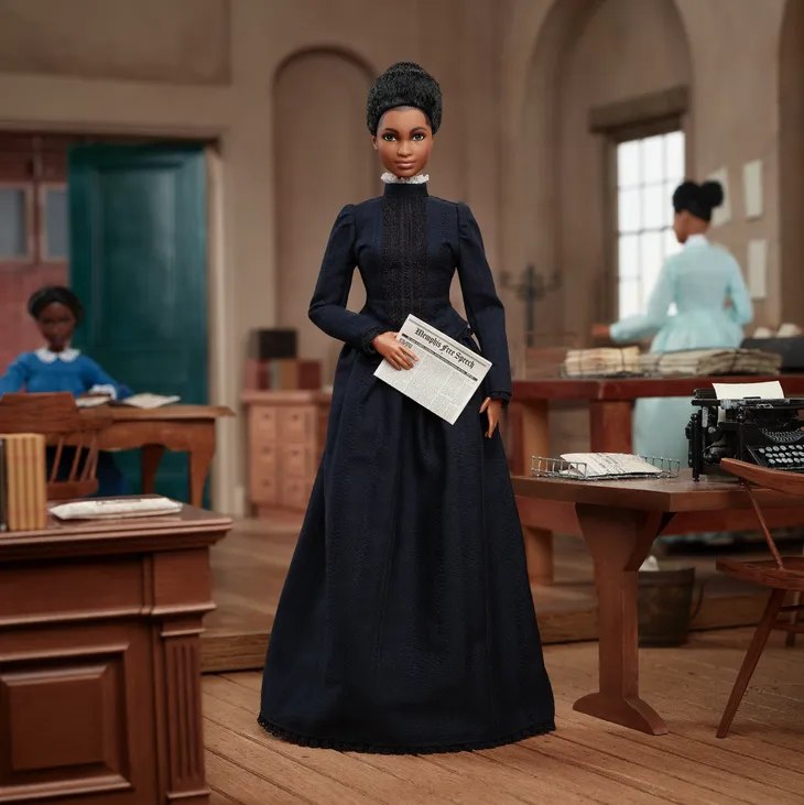 Độc đáo những búp bê Barbie được lấy hình mẫu từ đời thật - Ảnh 8. Độc đáo những búp bê Barbie được lấy hình mẫu từ đời thật - Ảnh 8.