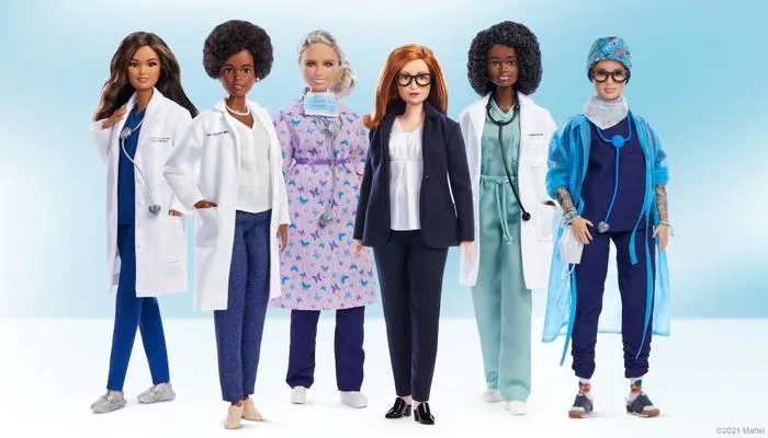 Độc đáo những búp bê Barbie được lấy hình mẫu từ đời thật - Ảnh 5. Độc đáo những búp bê Barbie được lấy hình mẫu từ đời thật - Ảnh 5.