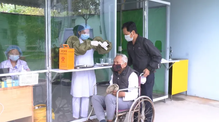 Yên Bái: Tăng cường phòng chống dịch tại các bệnh viện - Ảnh 1. Yên Bái: Tăng cường phòng chống dịch tại các bệnh viện - Ảnh 1.