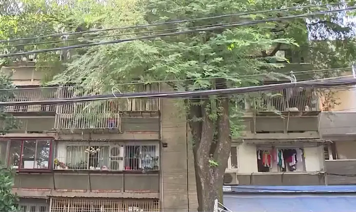 TP Hồ Chí Minh đẩy nhanh tiến độ xây mới các chung cư cũ - Ảnh 1. TP Hồ Chí Minh đẩy nhanh tiến độ xây mới các chung cư cũ - Ảnh 1.
