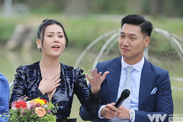 Gặp gỡ diễn viên truyền hình 2022: Phương Oanh say sưa hát mặc biểu cảm của shark Long Mạnh Trường - Ảnh 2. Gặp gỡ diễn viên truyền hình 2022: Phương Oanh say sưa hát mặc biểu cảm của shark Long Mạnh Trường - Ảnh 2.