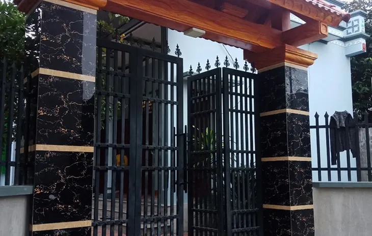 Thanh Hóa đã mở khóa cổng cho các nhà có người trở về quê - Ảnh 1. Thanh Hóa đã mở khóa cổng cho các nhà có người trở về quê - Ảnh 1.