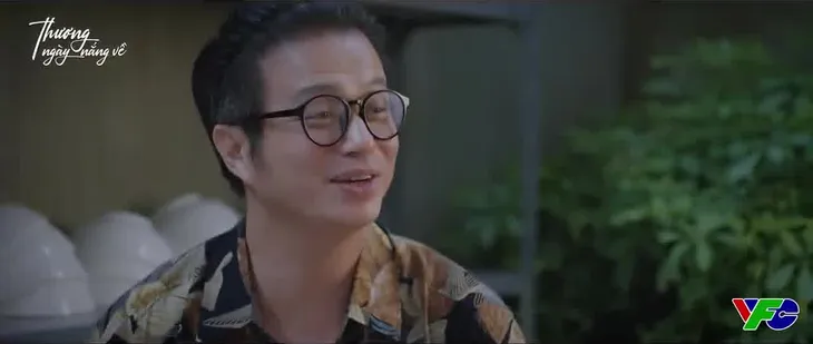 Thương ngày nắng về - Tập 28: Bà Hiền sôi máu khi con trai làm chồng mà sống khốn nạn - Ảnh 5. Thương ngày nắng về - Tập 28: Bà Hiền sôi máu khi con trai làm chồng mà sống khốn nạn - Ảnh 5.