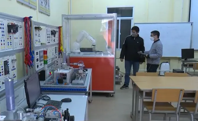 Tuyển sinh đại học, cao đẳng 2022: Thêm cơ hội, thêm áp lực - Ảnh 1. Tuyển sinh đại học, cao đẳng 2022: Thêm cơ hội, thêm áp lực - Ảnh 1.