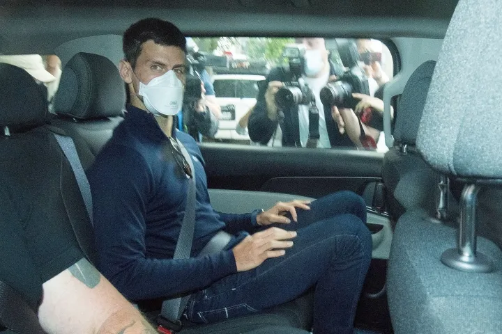 Djokovic sẽ gặp nhiều khó khăn sau sự vụ tại Australia - Ảnh 1. Djokovic sẽ gặp nhiều khó khăn sau sự vụ tại Australia - Ảnh 1.