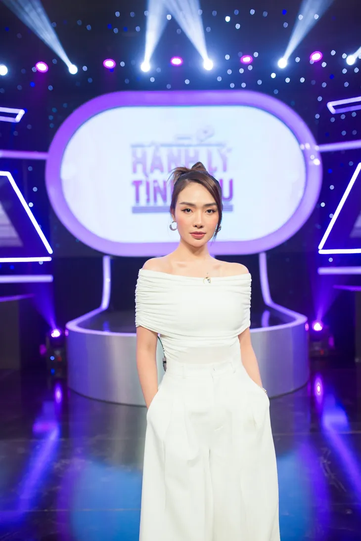 Hành lý tình yêu: Nam tiếp viên lụy tình chinh phục nữ chính xinh đẹp - Ảnh 1. Hành lý tình yêu: Nam tiếp viên lụy tình chinh phục nữ chính xinh đẹp - Ảnh 1.