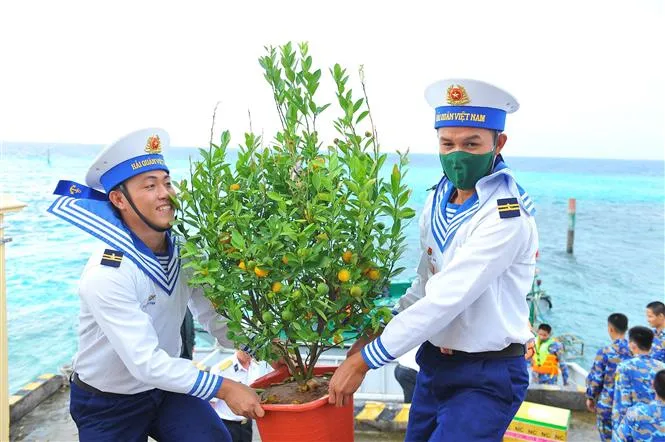 Tết đã đến gần với Trường Sa - Ảnh 3. Tết đã đến gần với Trường Sa - Ảnh 3.
