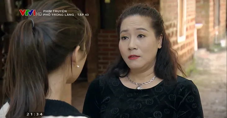 Phố trong làng - Tập 43: Thuận tìm mọi cách triệt đường sống của gia đình Hiếu - Ảnh 12. Phố trong làng - Tập 43: Thuận tìm mọi cách triệt đường sống của gia đình Hiếu - Ảnh 12.