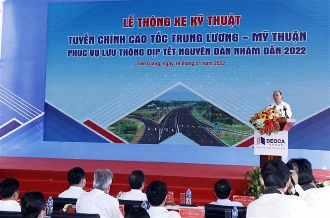 Chủ tịch nước: Cao tốc Trung Lương-Mỹ Thuận được hoàn thành bằng ý chí, quyết tâm và những quyết định táo bạo - Ảnh 1. Chủ tịch nước: Cao tốc Trung Lương-Mỹ Thuận được hoàn thành bằng ý chí, quyết tâm và những quyết định táo bạo - Ảnh 1.