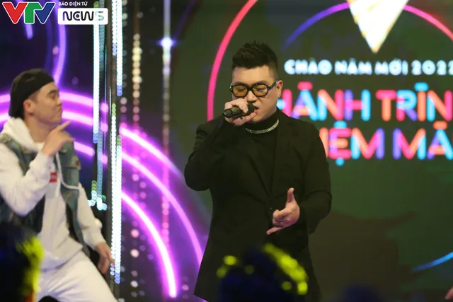 Nhìn lại những hình ảnh đáng nhớ trong Chào năm mới - Hành trình nhiệm màu - Ảnh 1. Nhìn lại những hình ảnh đáng nhớ trong Chào năm mới - Hành trình nhiệm màu - Ảnh 1.