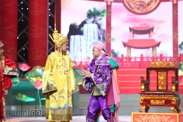 Táo quân 2022: Tạo hình chất chơi của Táo mạng Tự Long - Ảnh 7. Táo quân 2022: Tạo hình chất chơi của Táo mạng Tự Long - Ảnh 7.