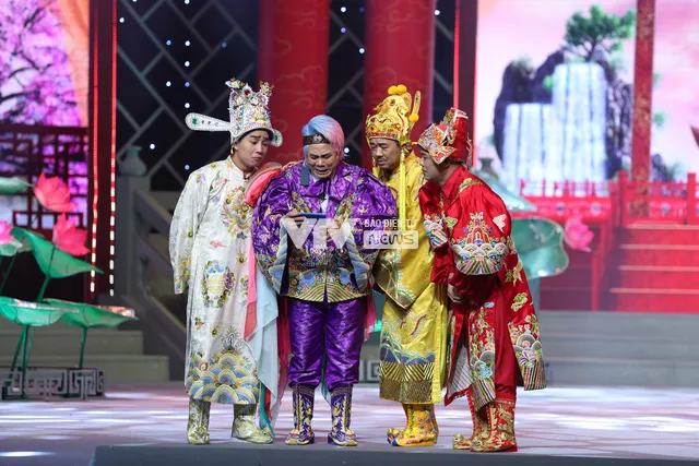 Táo quân 2022: Tạo hình chất chơi của Táo mạng Tự Long - Ảnh 12. Táo quân 2022: Tạo hình chất chơi của Táo mạng Tự Long - Ảnh 12.