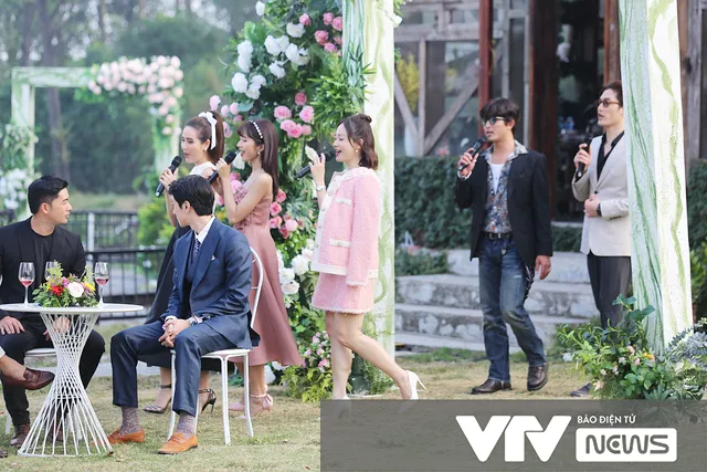 Gặp gỡ diễn viên truyền hình 2022: Vũ trụ điện ảnh VTV cùng khoe giọng hát - Ảnh 11. Gặp gỡ diễn viên truyền hình 2022: Vũ trụ điện ảnh VTV cùng khoe giọng hát - Ảnh 11.