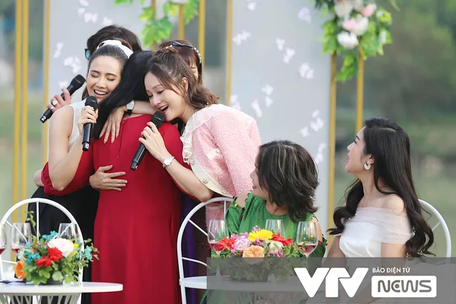 Gặp gỡ diễn viên truyền hình 2022: Vũ trụ điện ảnh VTV cùng khoe giọng hát - Ảnh 12. Gặp gỡ diễn viên truyền hình 2022: Vũ trụ điện ảnh VTV cùng khoe giọng hát - Ảnh 12.