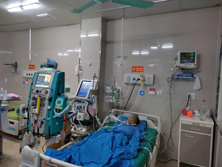 Uống thuốc nam trị viêm da, nam thanh niên suy gan cấp - Ảnh 1. Uống thuốc nam trị viêm da, nam thanh niên suy gan cấp - Ảnh 1.