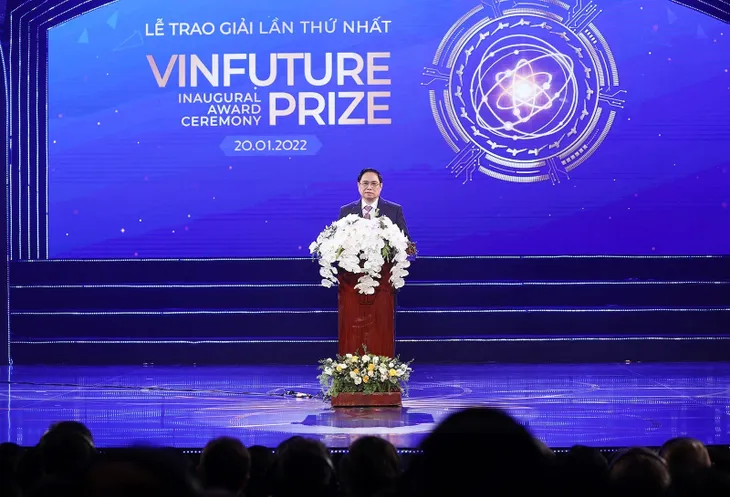 Thủ tướng: Cả thế giới biết ơn, ngưỡng mộ các nhà khoa học - Ảnh 2. Thủ tướng: Cả thế giới biết ơn, ngưỡng mộ các nhà khoa học - Ảnh 2.