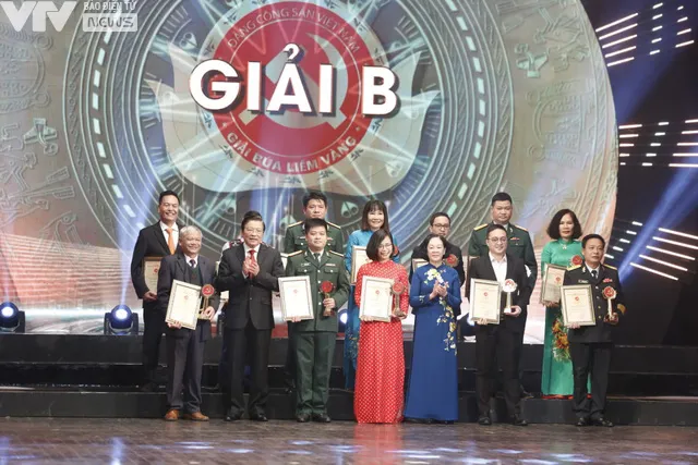 Đài Truyền hình Việt Nam đoạt 3 giải thưởng tại lễ trao giải Búa liềm vàng năm 2021 - Ảnh 6. Đài Truyền hình Việt Nam đoạt 3 giải thưởng tại lễ trao giải Búa liềm vàng năm 2021 - Ảnh 6.