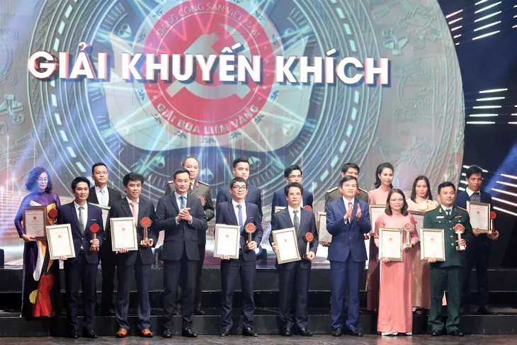 Danh sách các tác giả, tác phẩm đoạt giải Búa liềm vàng năm 2021 - Ảnh 4. Danh sách các tác giả, tác phẩm đoạt giải Búa liềm vàng năm 2021 - Ảnh 4.