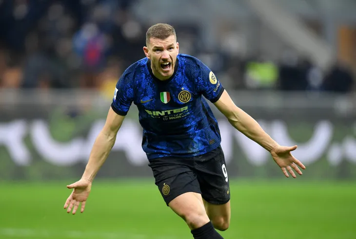 Inter Milan ngược dòng giành chiến thắng ở phút 90 - Ảnh 3. Inter Milan ngược dòng giành chiến thắng ở phút 90 - Ảnh 3.