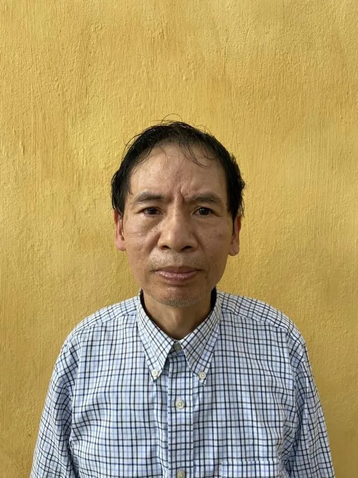 Khởi tố, bắt một giám đốc thao túng giá cổ phiếu - Ảnh 1. Khởi tố, bắt một giám đốc thao túng giá cổ phiếu - Ảnh 1.