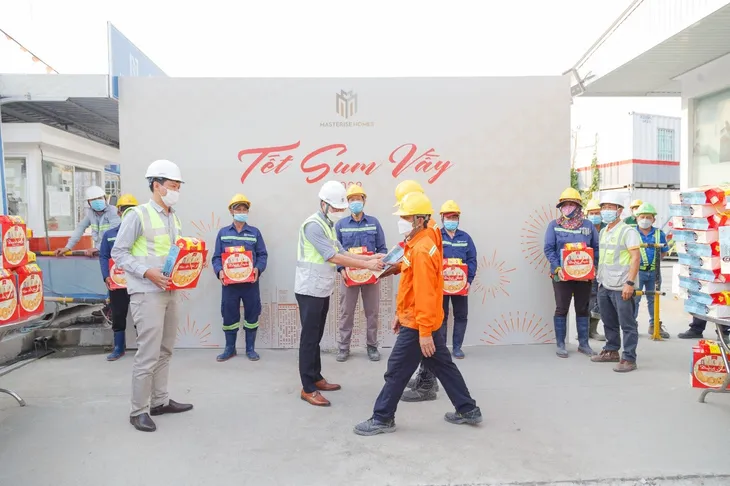 Masterise Group Trao yêu thương - Gửi Tết đến mọi nhà - Ảnh 4. Masterise Group Trao yêu thương - Gửi Tết đến mọi nhà - Ảnh 4.
