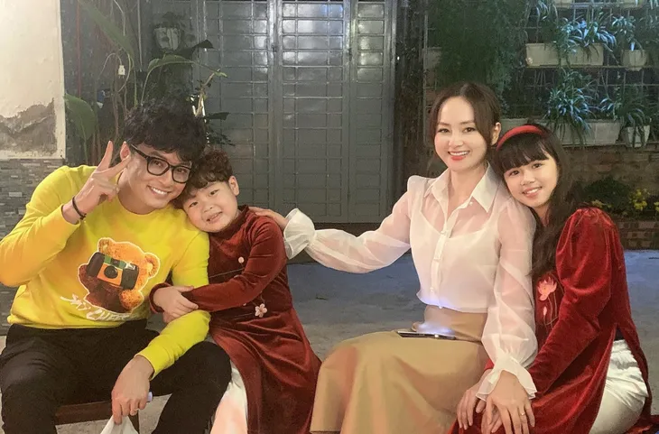 Không khí Tết ngập tràn phim Thương ngày nắng về - Ảnh 8. Không khí Tết ngập tràn phim Thương ngày nắng về - Ảnh 8.