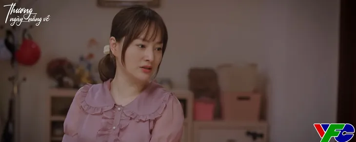 Thương ngày nắng về - Tập 32: Đức tiết lộ lý do bà Hiền không thích Khánh - Ảnh 2. Thương ngày nắng về - Tập 32: Đức tiết lộ lý do bà Hiền không thích Khánh - Ảnh 2.